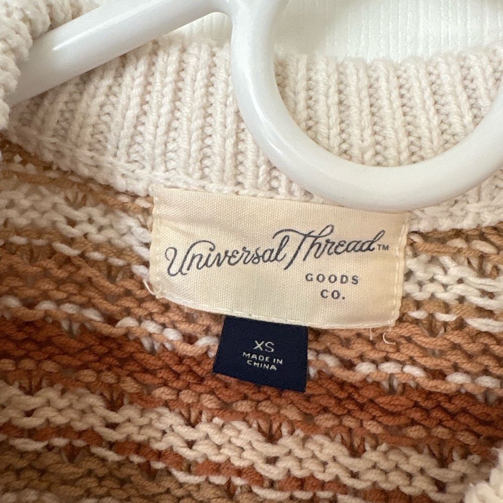 Universal Thread Multicolor Knit Top - Picture 4 of 5
